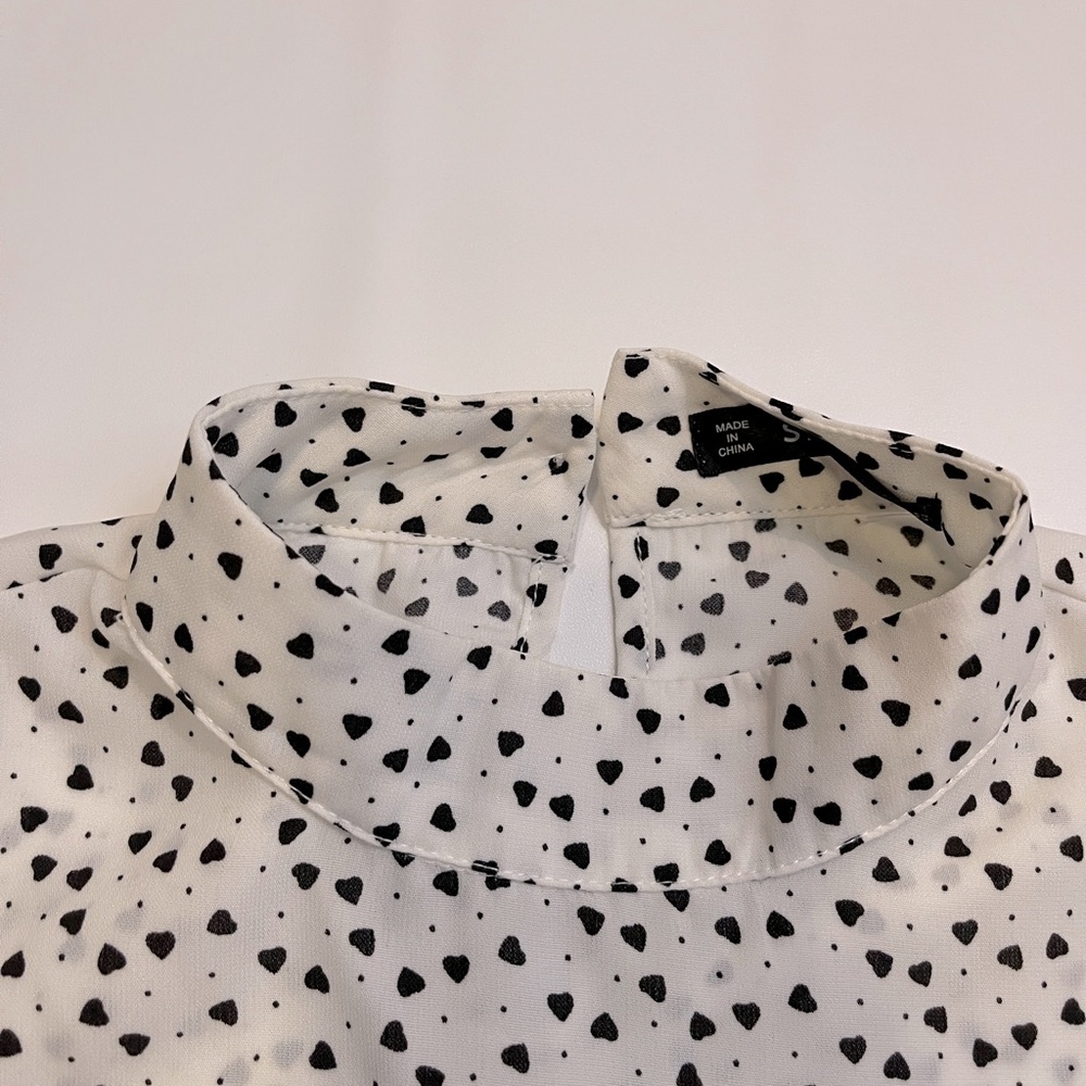BLACK & WHITE HIGH NECK BLOUSE - Picture 6 of 6